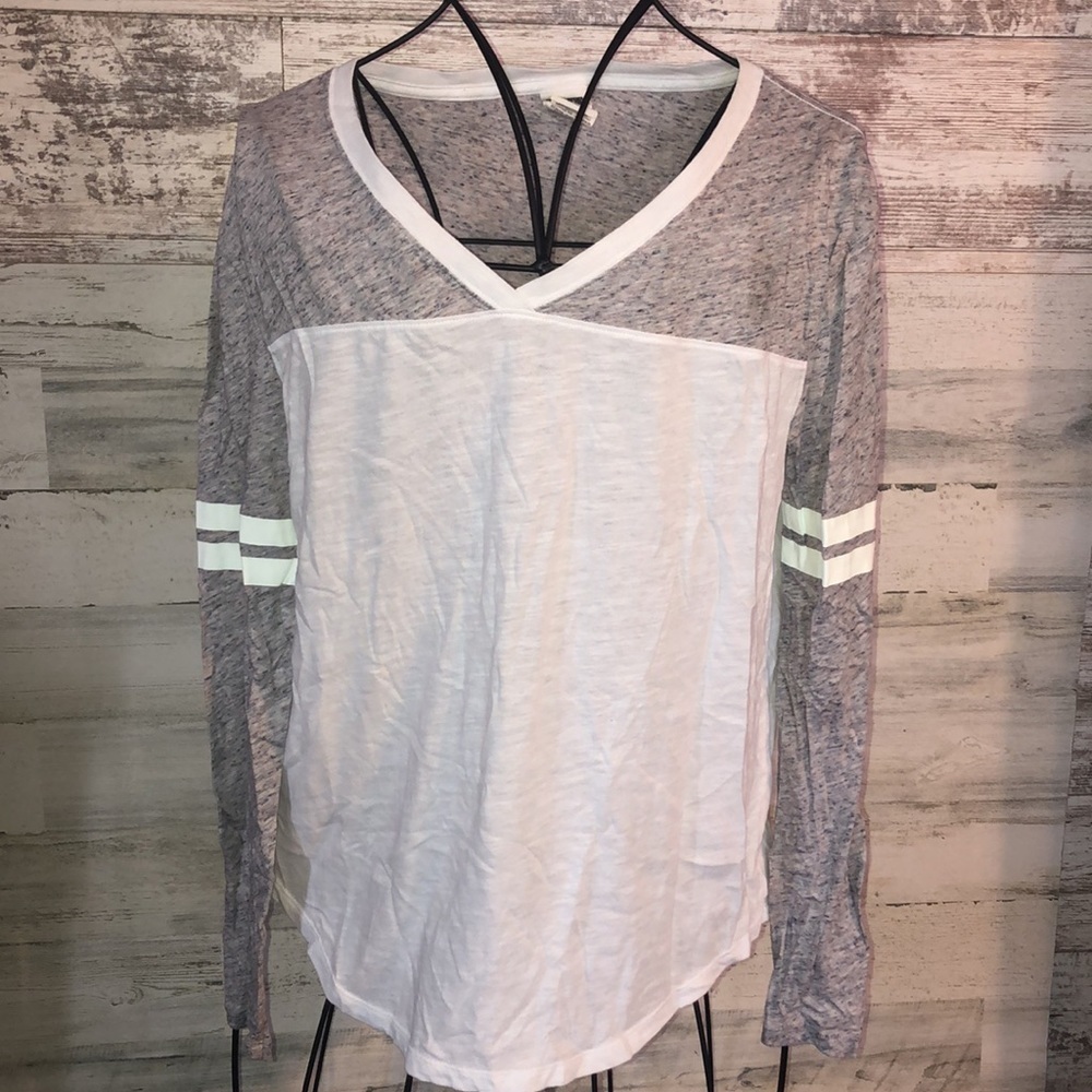 Pink Victoria’s Secret long sleeve shirt size MD colorful pink vs shirt top​​​